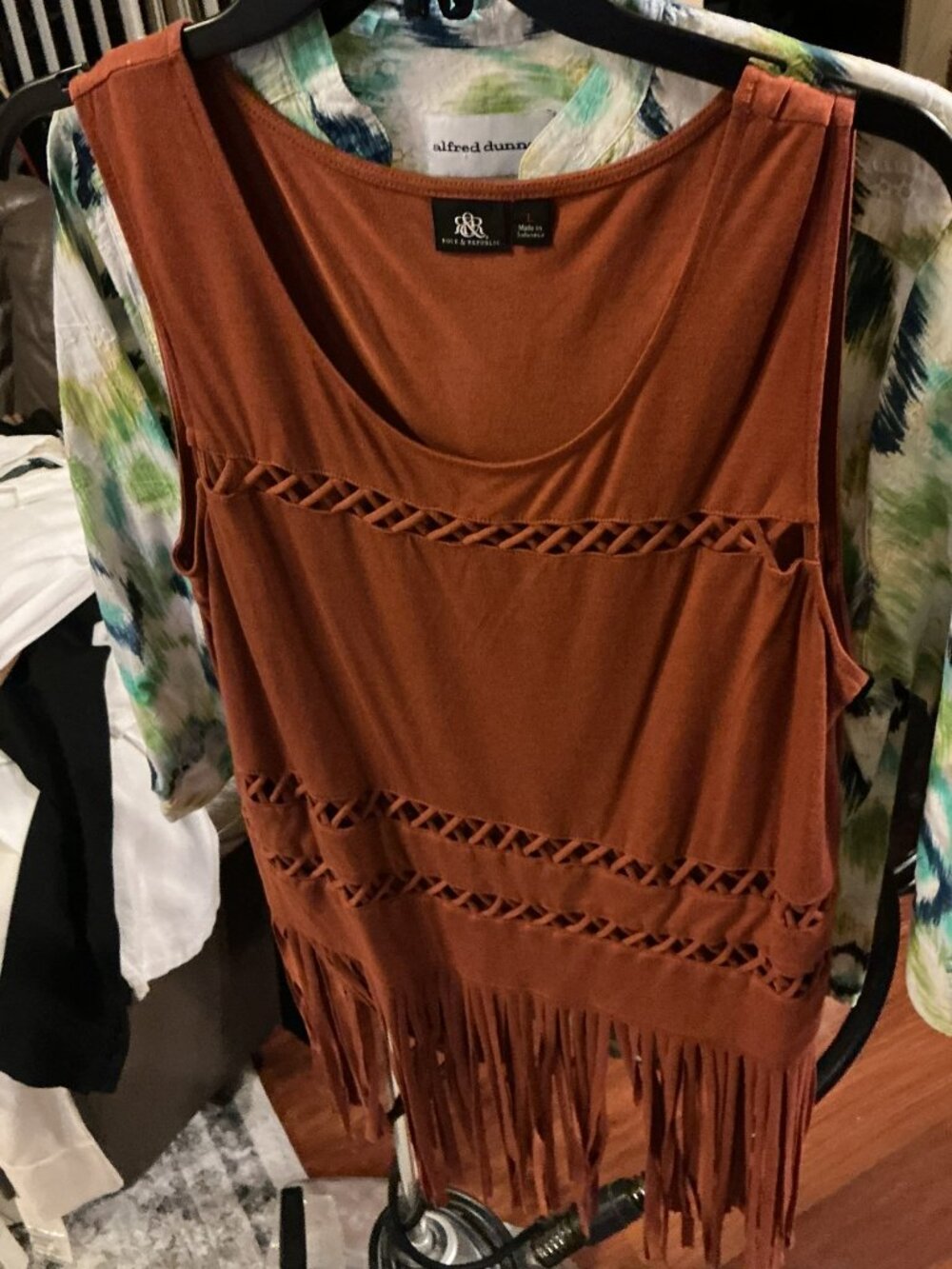 Rock & Republic Women's Rust Fringe Sleeveless Top Size L